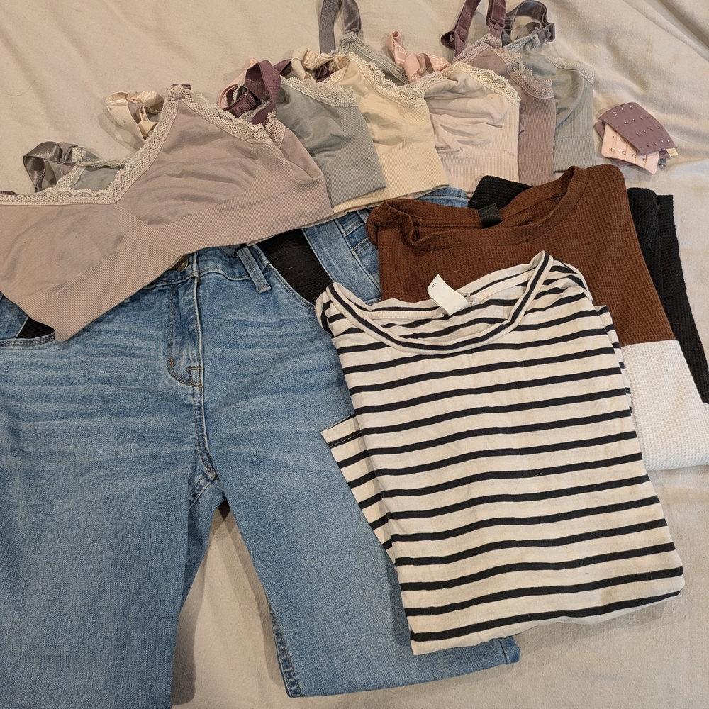 Maternity Casual Clothing Bundle with Jeans and Tops